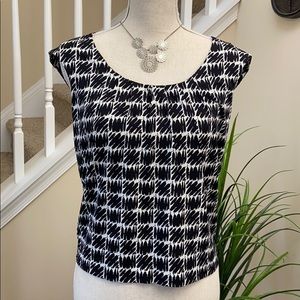 Calvin Klein top EUC